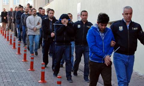 Чистката продължава! В Турция арестуваха над 1000 гюленисти - 1