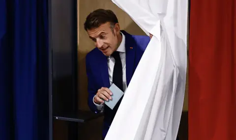Macron suffers heavy defeat  - 1