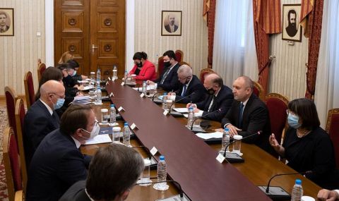 Радев: Разширяването на ЕС трябва да е на основата на добросъседски отношения на Балканите - 1