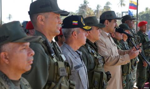 САЩ призоваха въоръжените сили на Венецуела да преминат на страната на опозицията - 1