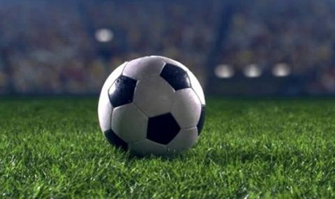Жестока трагедия: Десет деца загинаха, след като играха футбол - 1