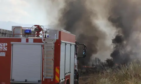 Big fire on AM "Trakia", there is smoke and traffic jams in several places  - 1