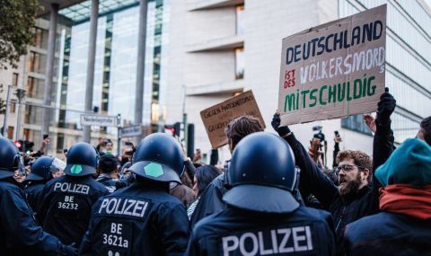 Ранени са 65 полицаи по време на пропалестински протест в Берлин - 1