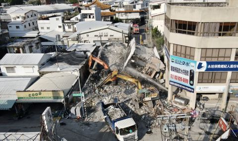 Вторични трусове в Тайван след силното земетресение - 1