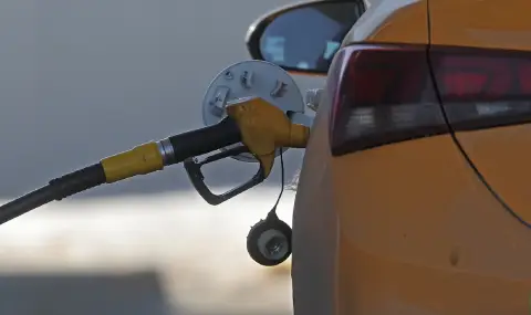 Проверяват бензиностанции в Бургаско за контрабандно гориво - 1