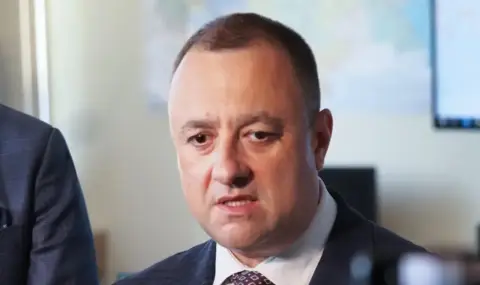 Министър Иван Иванов: Ще бъдат инвестирани над 2,6 милиона лева в подмяна на водопроводната мрежа на Брезник  - 1