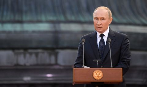Слатински: Путин не анексира, а вече загуби дори и Крим - 1