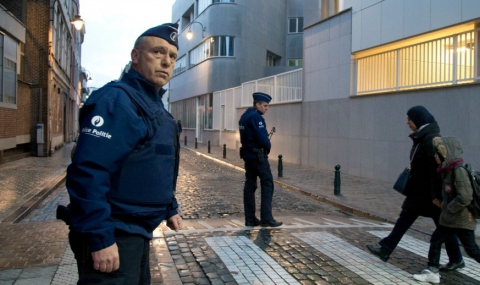 В Белгия арестуваха още един заподозрян за атаките в Париж - 1