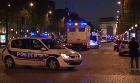 Стрелба в Париж. Един полицай е убит (ВИДЕО+СНИМКИ) - 1