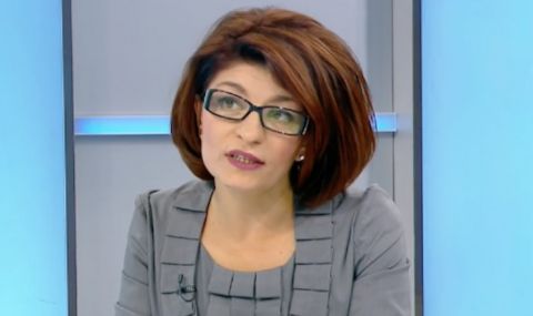 Десислава Атанасова: Ако това управление не приключи, ще се окаже пагубно за народа ни - 1