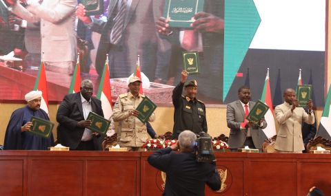 Генералите в Судан и продемократичната група подписаха рамково споразумение - 1
