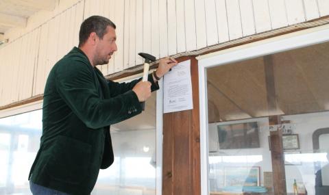 Забиха първия пирон на новото рибарско пристанище в Царево - 1