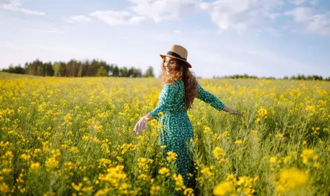 Тези 2 зодии ще се радват на огромен късмет в края на май - 1