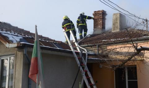 11 деца останаха без дом след пожар - 1