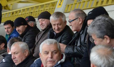Крушарски: Можехме да играем с 8 срещу Левски - 1