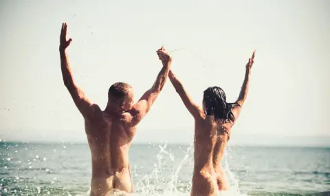 Италиански плаж ще се превърне в дестинация за голи сватби - 1