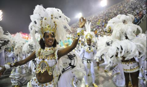 Отлагат карнавала в Рио - 1