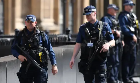 Рекорден брой полицейски служители във Великобритания са били уволнени - 1