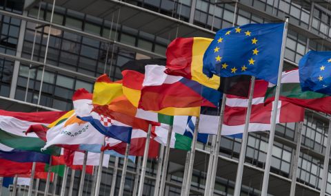 ЕС разпределя 13 млрд. евро на шест държави - 1