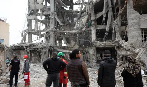 Израел започна да нанася нови широкомащабни удари по Техеран - 1