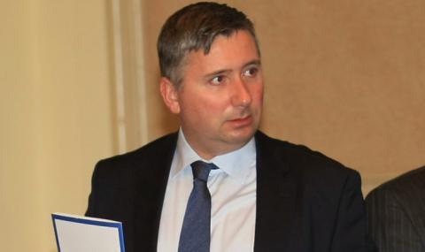 Прокопиев осъди бившия шеф на финансовия надзор за лъжи - 1