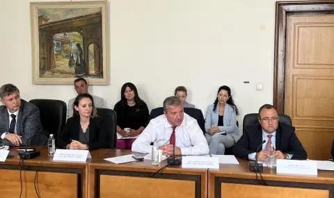 Драгомир Стойнев: Парламентът ще съдейства за ускоряване на проектите за осигуряване на вода в бедстващите райони - 1