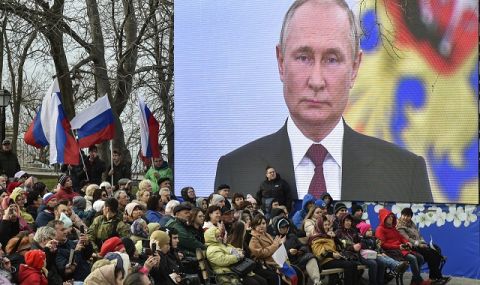 Владимир Путин: Изборите в контролираните от Москва части на Украйна са крачка към пълното им присъединяване към Русия - 1