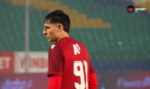 ЦСКА обяви договор със защитник - 1