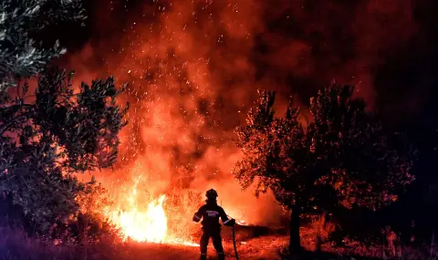 Wildfires in Greece out of control - 1