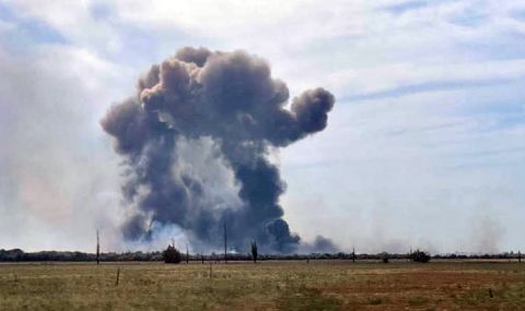 Близо 10 единици бойна авиация са унищожени при взривовете в Крим  - 1