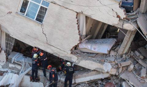 Турция се нуждае от 300 000 нови жилищни сгради след земетресенията - 1