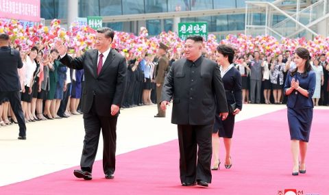 И Ким Чен-ун поздрави Си Дзинпин за преизбирането му за президент на Китай  - 1