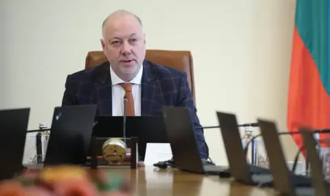 Желязков: Откакто Радев е държавен глава, има ли правителство, с което той да не е бил в конфликт? - 1
