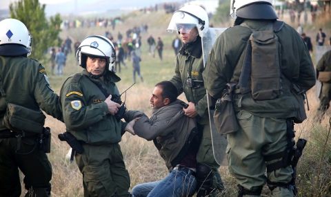 Гърция се оплака на ЕС! Атина иска наказание за страните, които отказват да приемат върнати мигранти - 1
