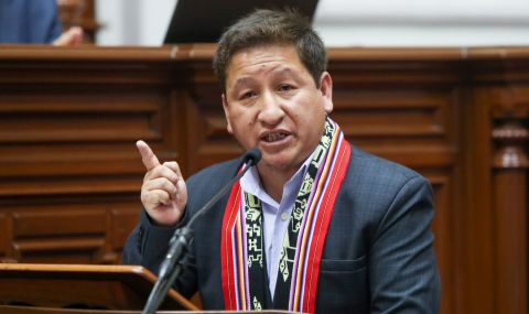 Премиерът на Перу се оттегля - 1