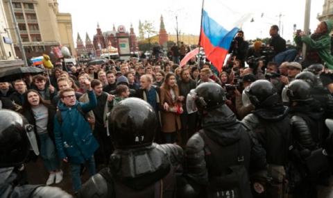 Руснаци протестират срещу пенсионната реформа - 1