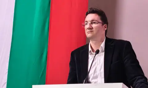 Националният съвет на БСП гласува доверие на Крум Зарков