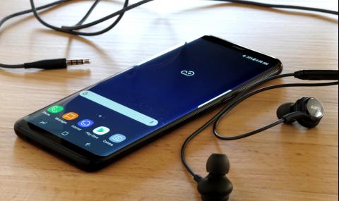 Samsung иска да върне жака за слушалки - 1