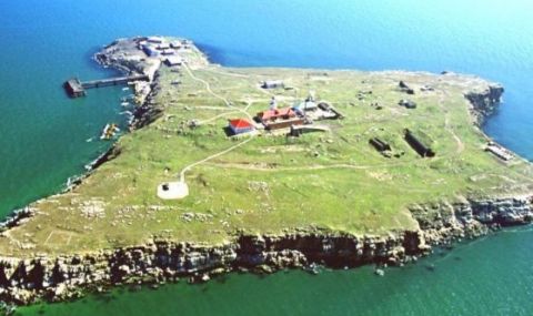 Русия се изтегли от Змийския остров  - 1