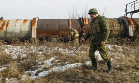 Шестима украински експерти по взривни вещества загинаха при руски обстрел - 1