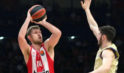 Везенков няма да може да се срещне с българските фенове преди мача - 1