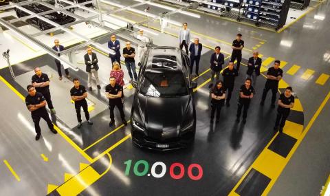 Lamborghini вече е произвел 10 000 Urus-а - 1