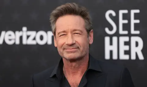 Звездата от „Досиетата Х“ Дейвид Духовни се превърна в... блондинка (СНИМКИ) - 1