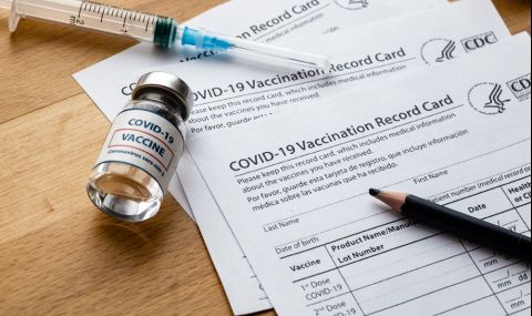 Тексас забранява изискването на документи за ваксинация - 1