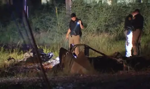 Колко безопасни са електромобилите: Мъж се разтопи в колата при температура от 2760 градуса - 1