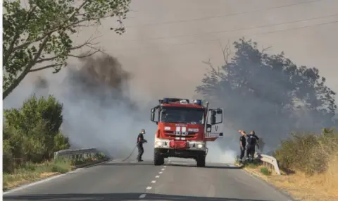 Пламна огън край Лесово, три пожара избухнаха в Петричко - 1