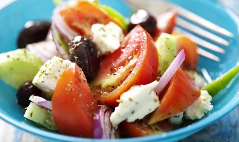 Рецепта на деня: Традиционна гръцка салата - 1