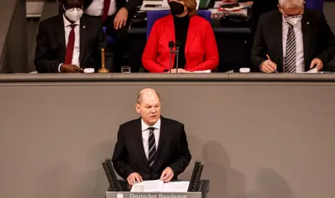 Officially! Olaf Scholz to run for new term as Germany's chancellor  - 1