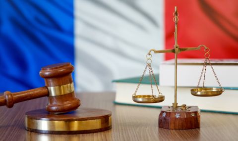 С радикални мерки Франция блокира достъпа на непълнолетни до порносайтове - 1
