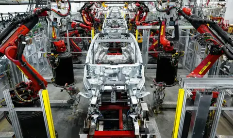 Tesla задължава доставчиците да премахнат всички китайски части от производството в САЩ - 1